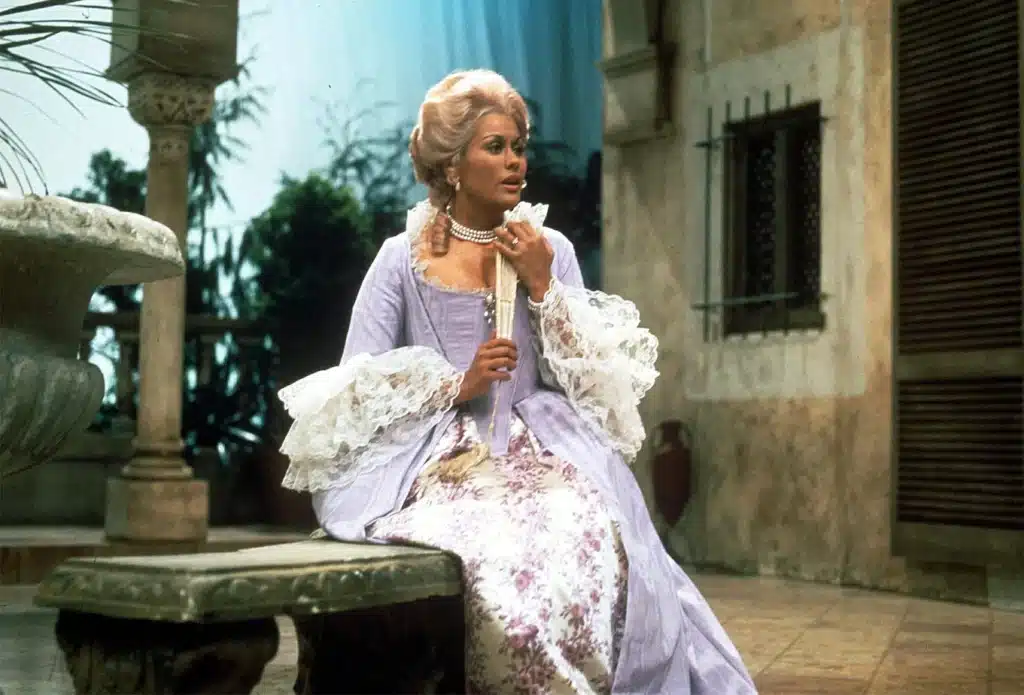Famous New Zealanders - Dame Kiri Te Kanawa